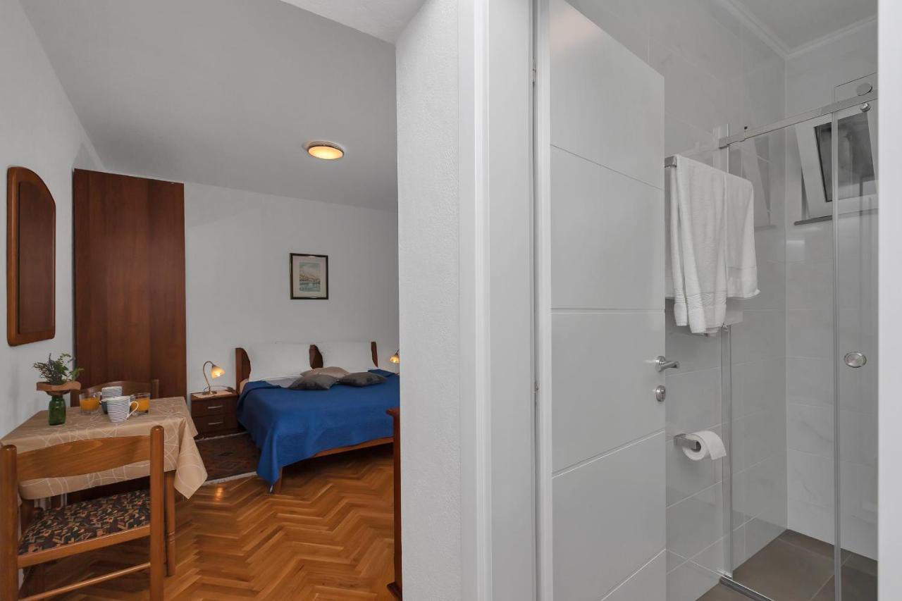 Pension Dijakovic 3* Makarská